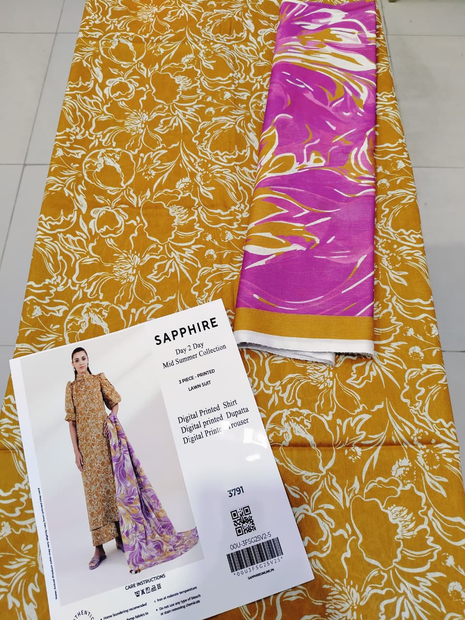 Tangerine Glow – 3PC Unstitched Lawn Suit (Sapphire Vol 2)