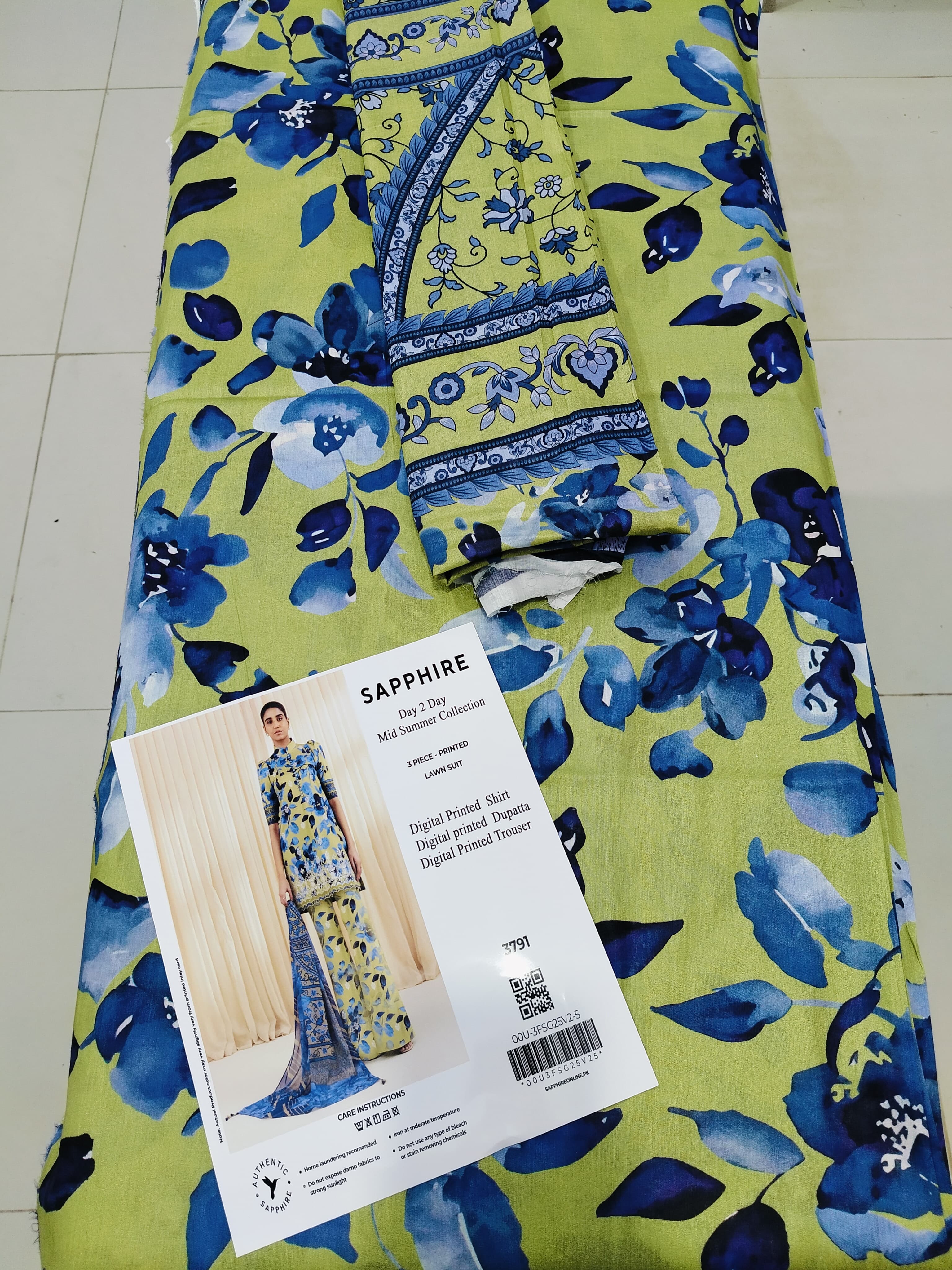 Royal Wave – 3PC Unstitched Lawn Suit (Sapphire Vol 1)